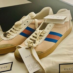 Women’s Gucci Sneakers